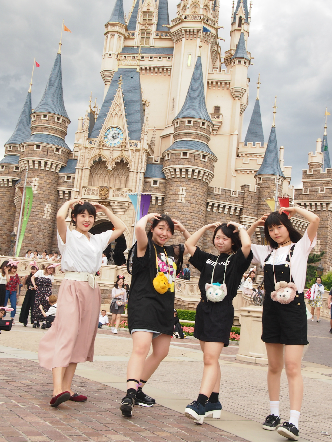 ♪一日研修旅行Ⅰ(ディズニーリゾート)♪ | アルスコンピュータ専門学校